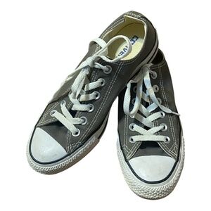 Converse low top grey canvas lace up sneaker. Grey & white. Sz 37